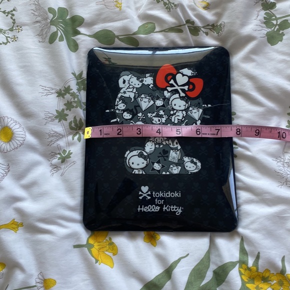 Tokidoki x hello kitty iPad case - Picture 4 of 9